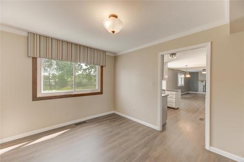 808 Pine Village Ct, Ballwin, MO 63021 photo 6
