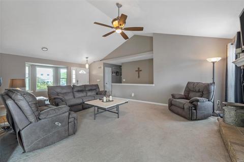208 Danielle Elizabeth Ln, O'fallon, MO 63366 photo 9