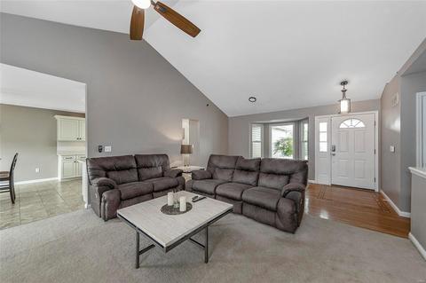 208 Danielle Elizabeth Ln, O'fallon, MO 63366 photo 10