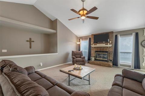208 Danielle Elizabeth Ln, O'fallon, MO 63366 photo 6