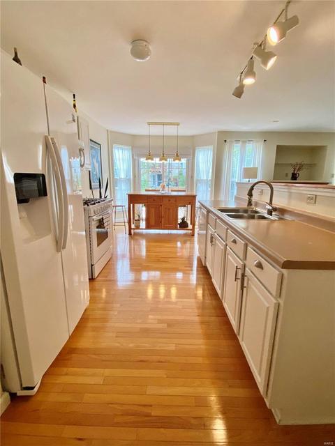 408 Summit Tree, Fenton, MO 63026 photo 9