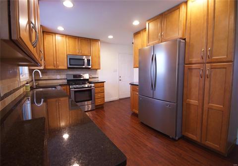 4208 Ringer Rd, Saint Louis, MO 63129 photo 2