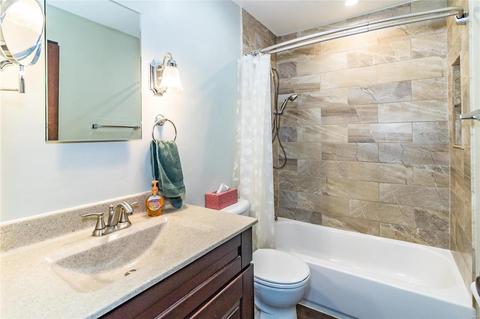 9406 Mackenzie Rd, Saint Louis, MO 63123 photo 19