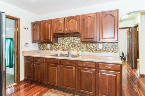 9406 Mackenzie Rd, Saint Louis, MO 63123 photo 7