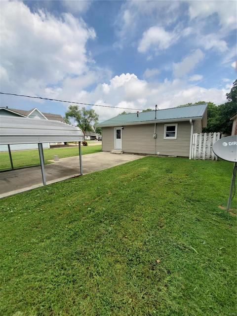208 Black St, Chaffee, MO 63780 photo 3