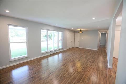 11037 Easy, Saint Ann, MO 63074 photo 4