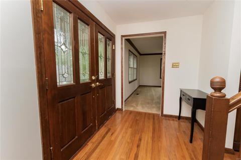 153 Hickory Tree, Ballwin, MO 63011 photo 3