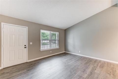 14 Lowell Ct, O'fallon, MO 63368 photo 3