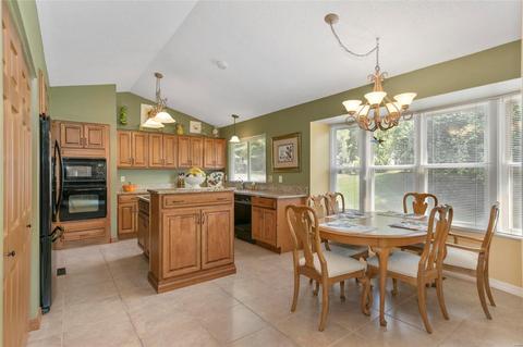 828 Justerini Dr, Ballwin, MO 63011 photo 12