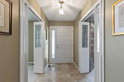 828 Justerini Dr, Ballwin, MO 63011 photo 3