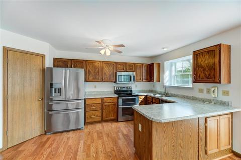3525 Ruby Ln, Saint Charles, MO 63303 photo 8