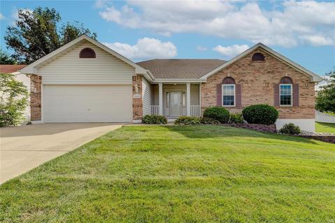 3525 Ruby Ln, Saint Charles, MO 63303 photo 1