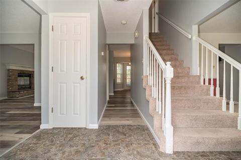 9 Statesman Dr, O'fallon, MO 63368 photo 5