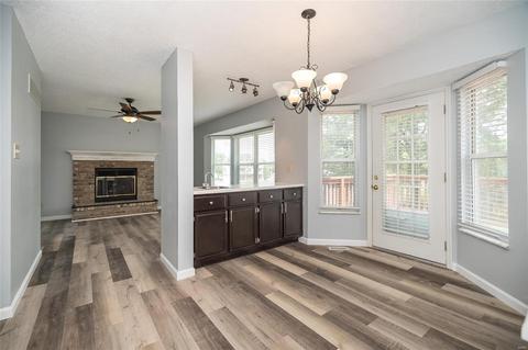 9 Statesman Dr, O'fallon, MO 63368 photo 7