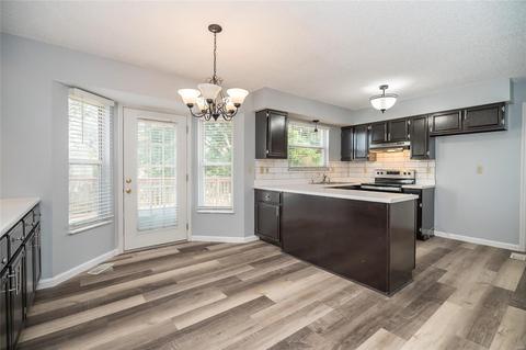 9 Statesman Dr, O'fallon, MO 63368 photo 8