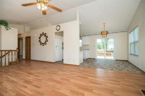 805 N Valleywind Ct, O'fallon, MO 63366 photo 4