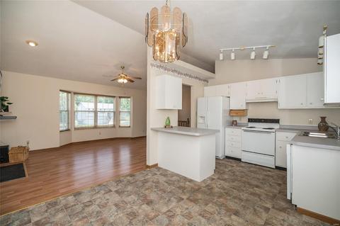 805 N Valleywind Ct, O'fallon, MO 63366 photo 8