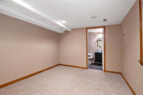 1713 Carman Valley Dr, Ballwin, MO 63021 photo 42