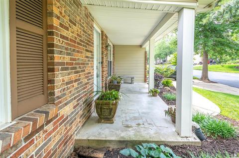 430 Paula Vale, Ballwin, MO 63021 photo 3