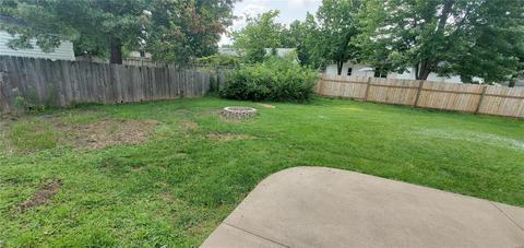 1370 Manuka Dr, O'fallon, MO 63366 photo 8