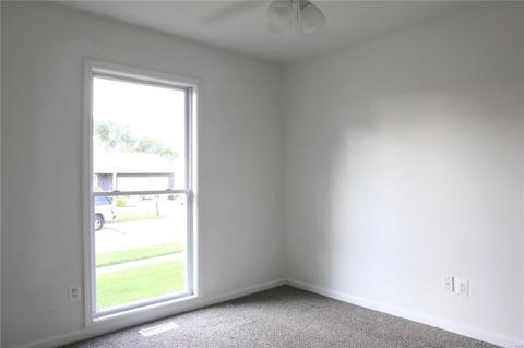 1370 Manuka Dr, O'fallon, MO 63366 photo 29