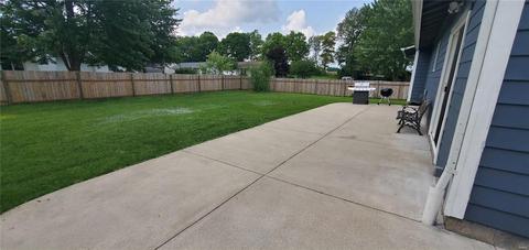 1370 Manuka Dr, O'fallon, MO 63366 photo 7