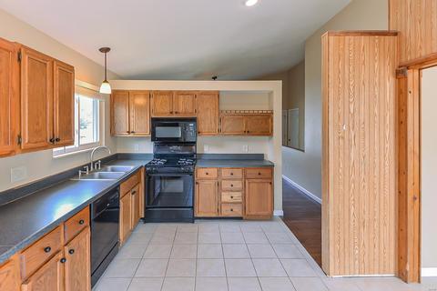 218 Geranium, O'fallon, MO 63366 photo 4