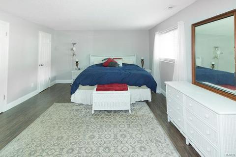 1046 Treetop Trl, Manchester, MO 63021 photo 18