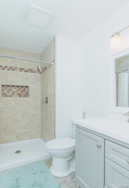 1046 Treetop Trl, Manchester, MO 63021 photo 20