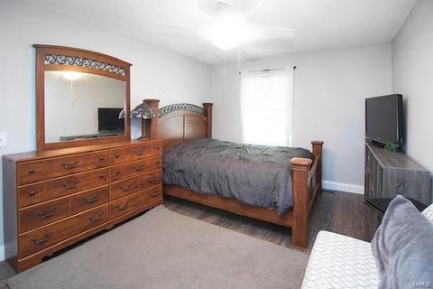 1046 Treetop Trl, Manchester, MO 63021 photo 16
