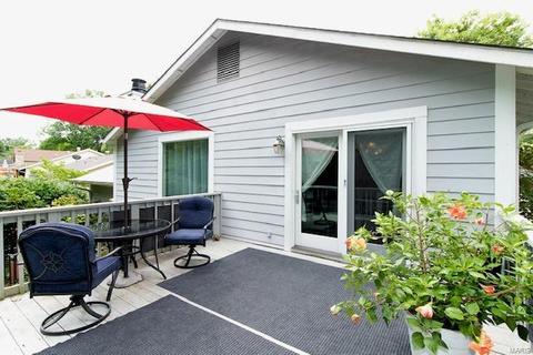 1046 Treetop Trl, Manchester, MO 63021 photo 4