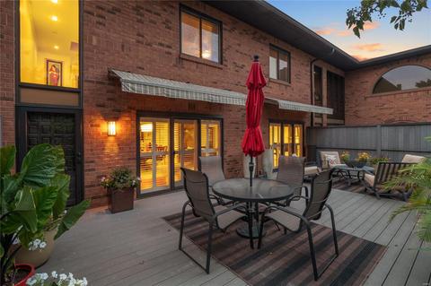 8020 Pershing Ave, Saint Louis, MO 63105 photo 1