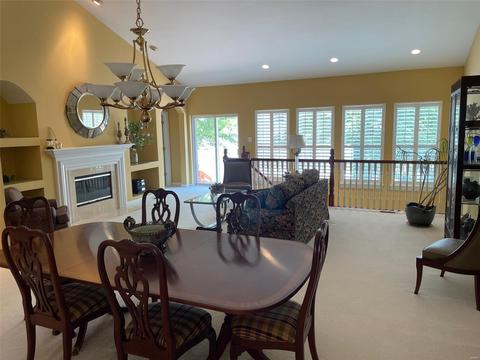 651 Stonebrook Ct, Chesterfield, MO 63005 photo 4