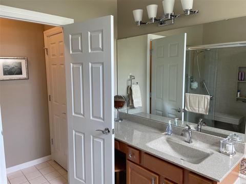 651 Stonebrook Ct, Chesterfield, MO 63005 photo 25
