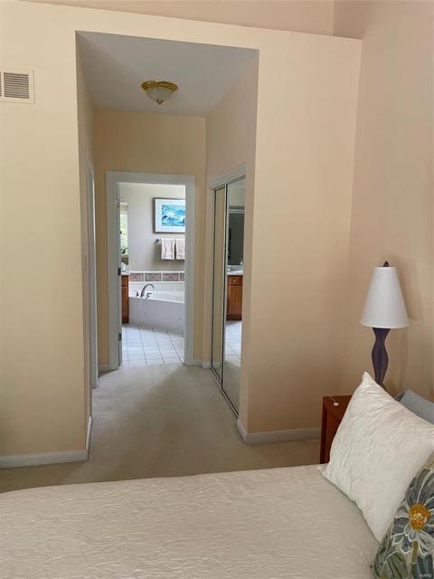 651 Stonebrook Ct, Chesterfield, MO 63005 photo 21