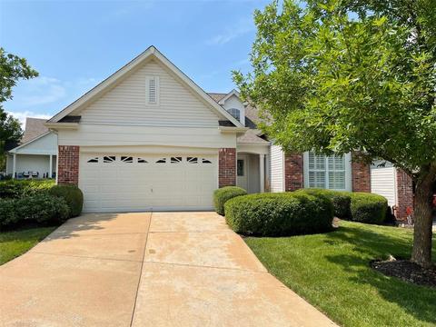651 Stonebrook Ct, Chesterfield, MO 63005 photo 1
