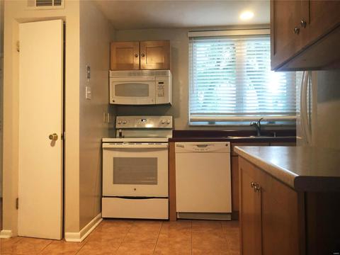13 Tower Hl, Saint Louis, MO 63132 photo 5