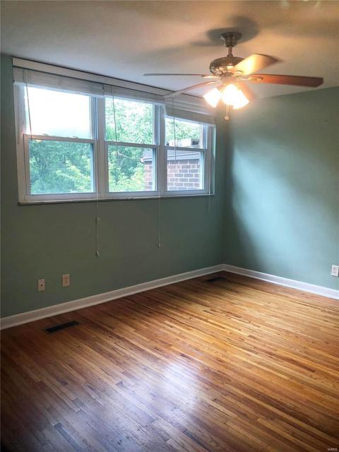 13 Tower Hl, Saint Louis, MO 63132 photo 8