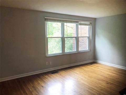 13 Tower Hl, Saint Louis, MO 63132 photo 2