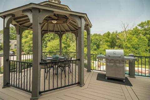 261 Pointe Lansing Ct, Ballwin, MO 63021 photo 9
