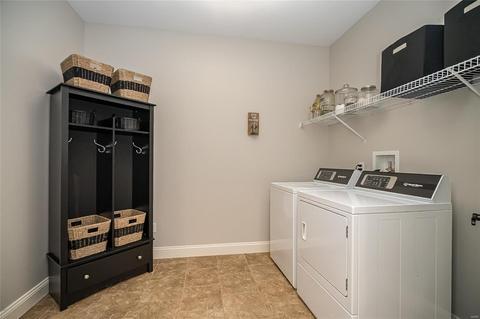 261 Pointe Lansing Ct, Ballwin, MO 63021 photo 46