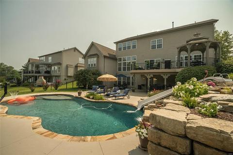 261 Pointe Lansing Ct, Ballwin, MO 63021 photo 13