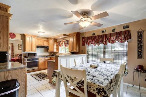 93 Breezeview Dr, Ballwin, MO 63021 photo 5