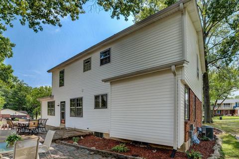 93 Breezeview Dr, Ballwin, MO 63021 photo 15