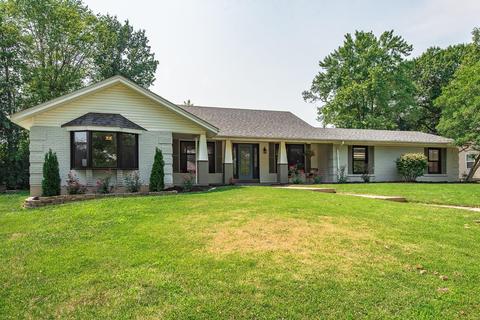527 Hickory View Ln, Ballwin, MO 63011 photo 1