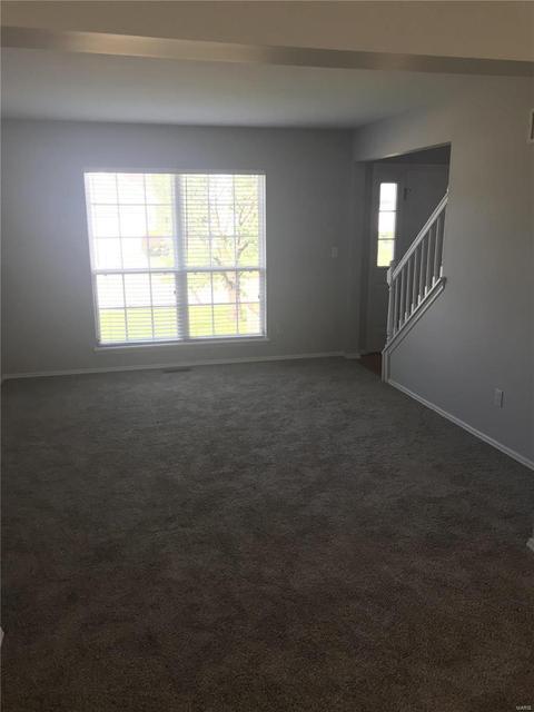 330 Sunward Dr, O'fallon, MO 63368 photo 4
