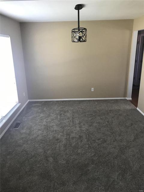 330 Sunward Dr, O'fallon, MO 63368 photo 3