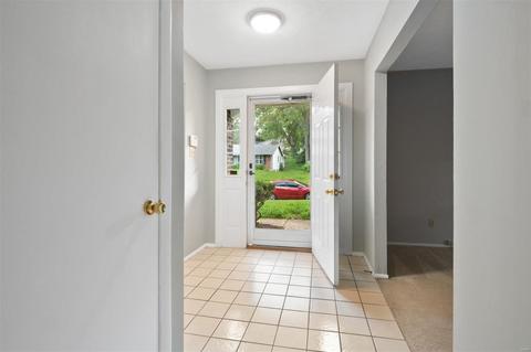 12315 Cape Cod, Saint Louis, MO 63146 photo 2
