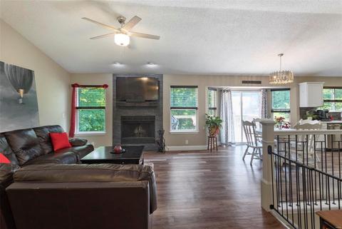 22 Colgate Cir, O'fallon, MO 63366 photo 3