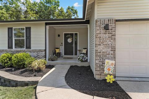 22 Colgate Cir, O'fallon, MO 63366 photo 2